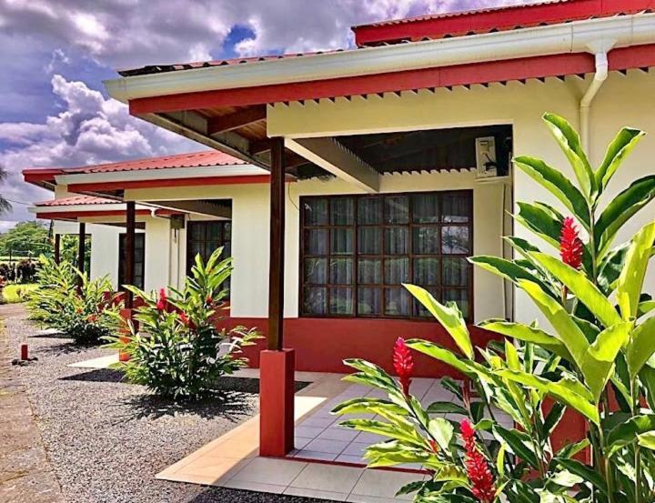 Hotel Befox Adventure à La Fortuna Extérieur photo