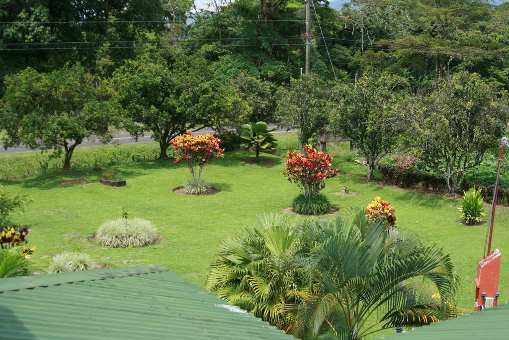 Hotel Befox Adventure à La Fortuna Extérieur photo