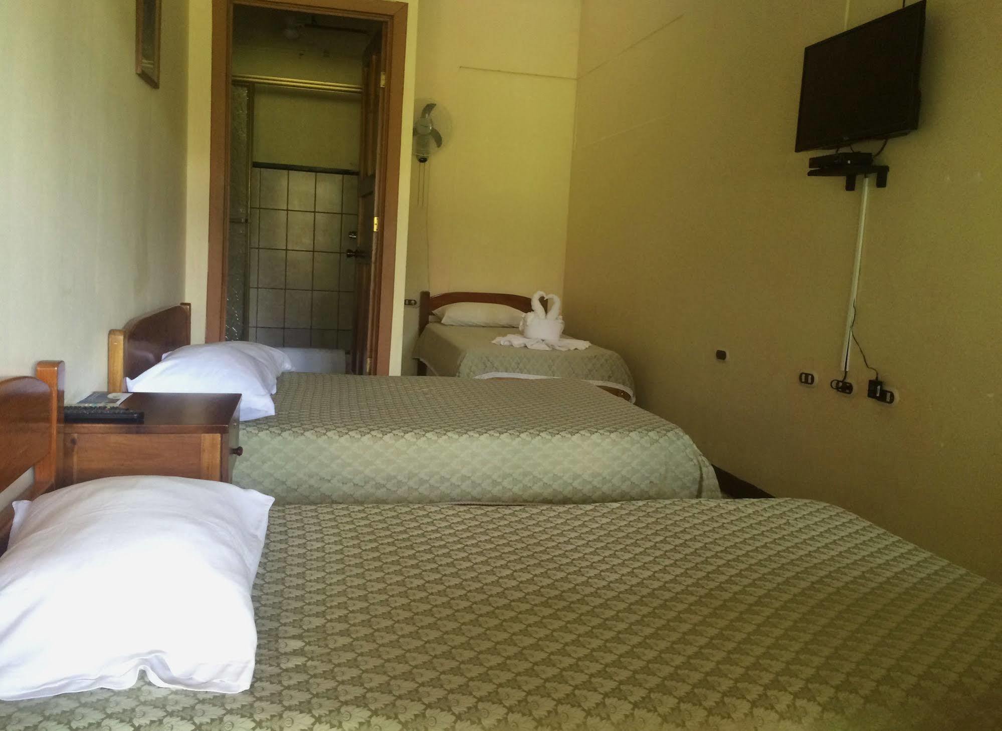 Hotel Befox Adventure à La Fortuna Extérieur photo